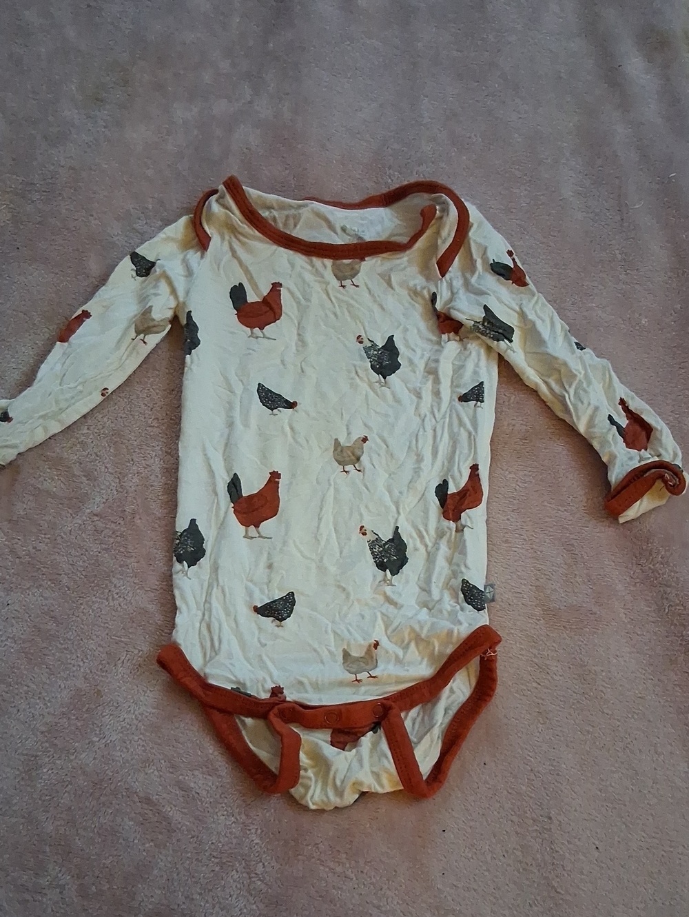 Kyte BABY Cream Long-Sleeve Bodysuit with Chicken Print and Rust Trim